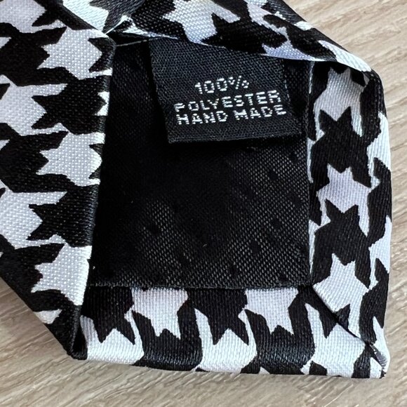 EUC Umo Lorenzo Italy Black & White Houndstooth Checked Skinny Necktie 57.75"x2" - Picture 5 of 15